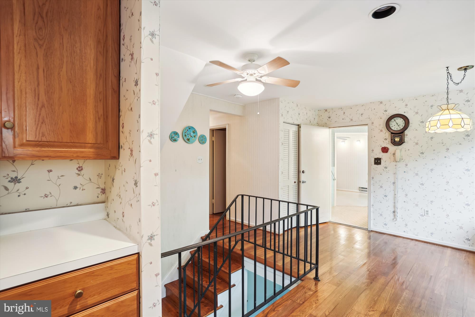 6609 Garrett Road Derwood, MD 20855 - Photo 31 of 102 Hall