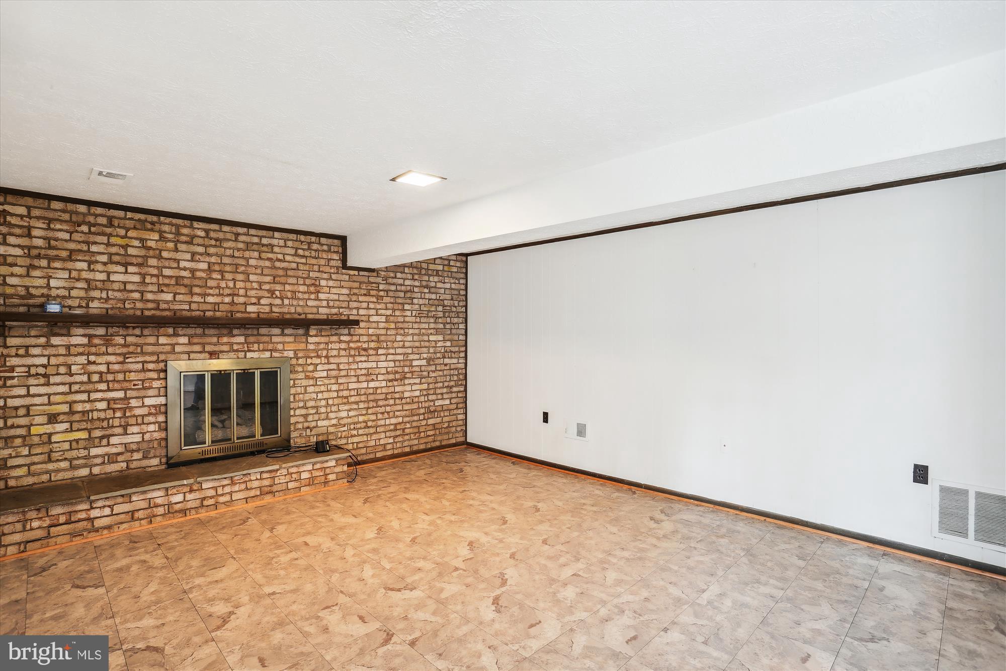 6609 Garrett Road Derwood, MD 20855 - Photo 72 of 102 Recreation Room