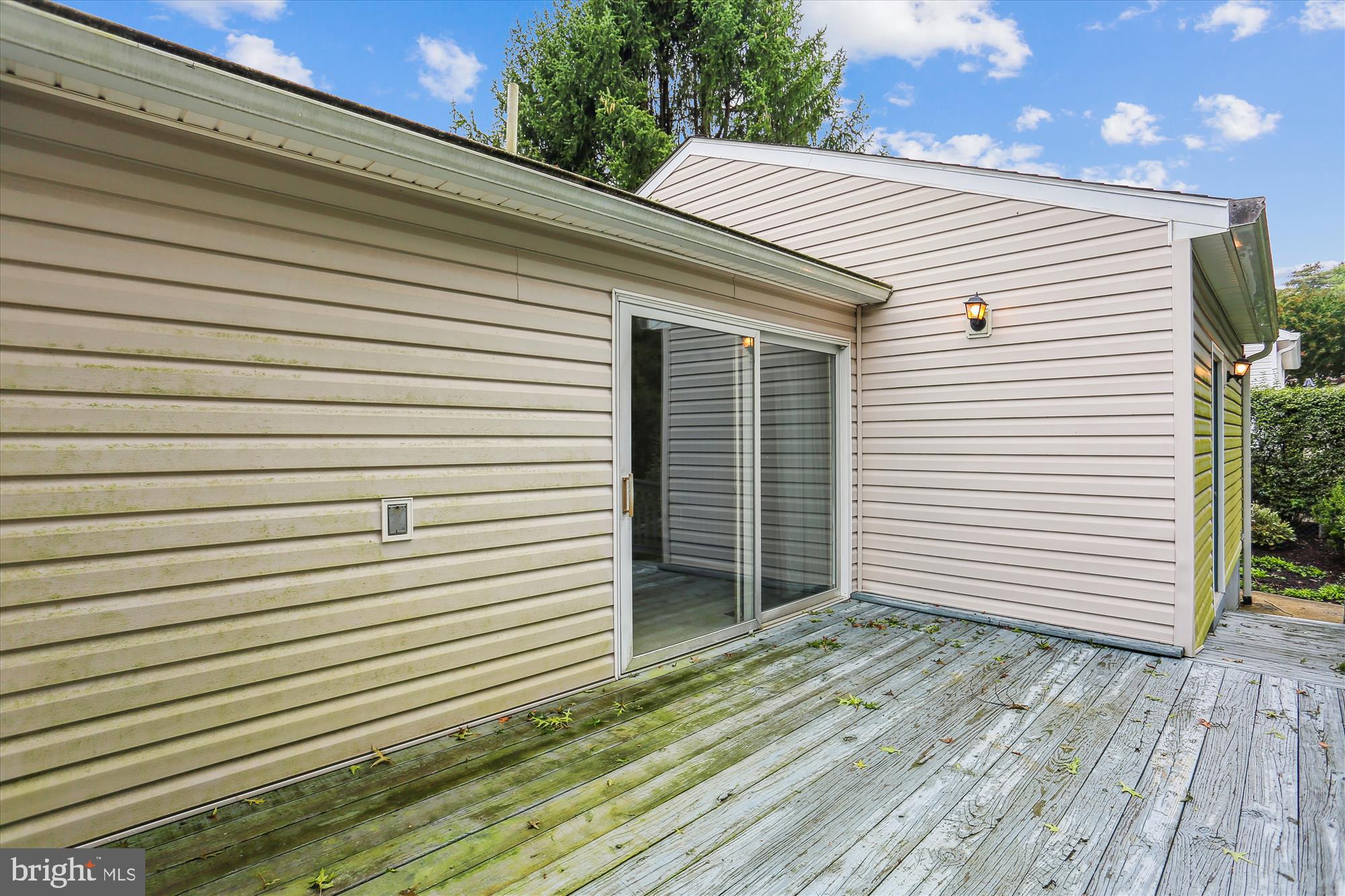 6609 Garrett Road Derwood, MD 20855 - Photo 94 of 102 Deck