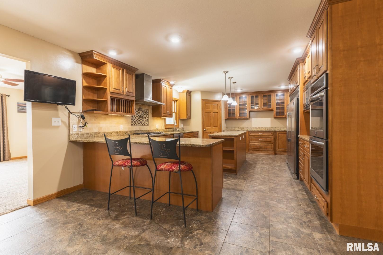 1862 East 2850 North Road Blue Mound, IL 62513 - Photo 36 of 50 Gallery Image 36