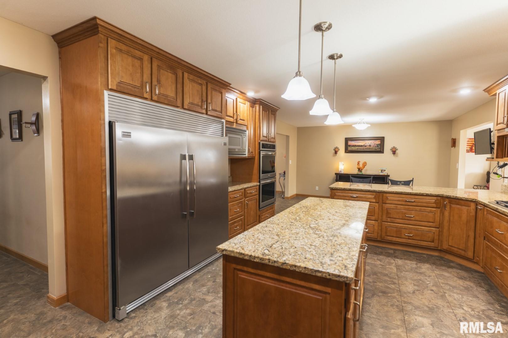 1862 East 2850 North Road Blue Mound, IL 62513 - Photo 39 of 50 Gallery Image 39