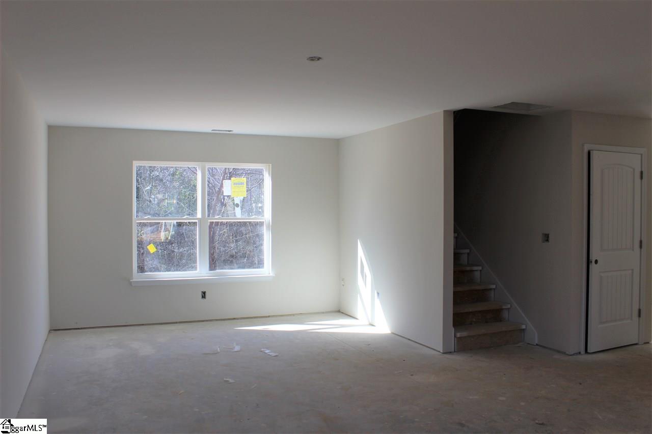 318 Catterick Way Fountain Inn, SC 29644 - Photo 5 of 14 Gallery Image 5