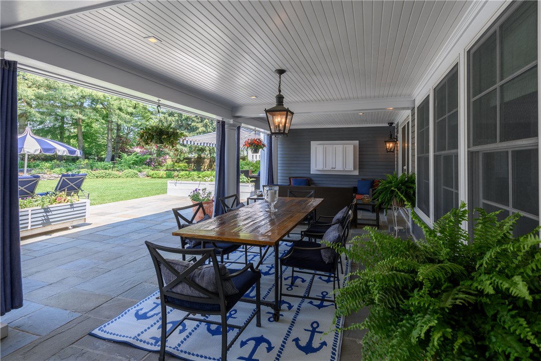 93 Annandale Road Newport, RI 02840 - Photo 12 of 40 Gallery Image 12
