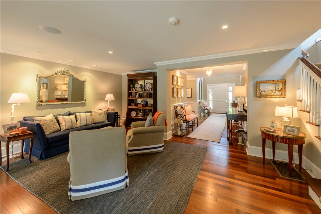 93 Annandale Road Newport, RI 02840 - Photo 17 of 40 Gallery Image 17