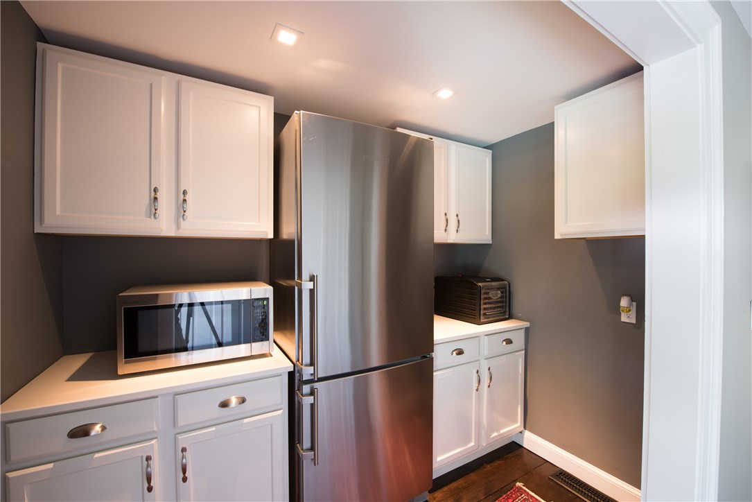 93 Annandale Road Newport, RI 02840 - Photo 30 of 40 Gallery Image 30