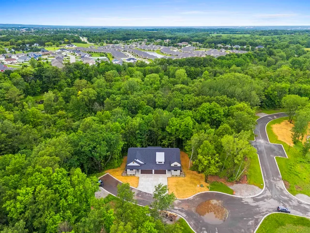 $575,000 | 205 Deer Trail, Unit 20, Green Bay, WI 54311