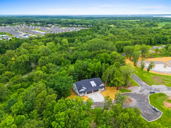 $575,000 | 205 Deer Trail, Unit 20, Green Bay, WI 54311