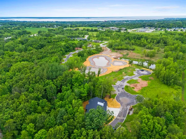 $575,000 | 205 Deer Trail, Unit 20, Green Bay, WI 54311