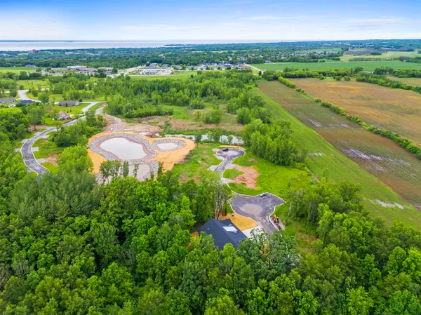 $575,000 | 205 Deer Trail, Unit 20, Green Bay, WI 54311