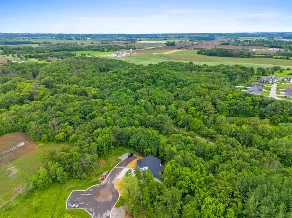 $575,000 | 205 Deer Trail, Unit 20, Green Bay, WI 54311