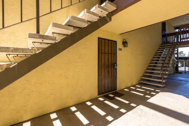 a view of an outdoor space