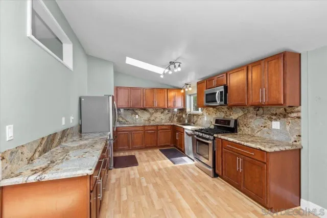 $950,000 | 9522 Fairbanks Avenue, San Diego, CA 92123