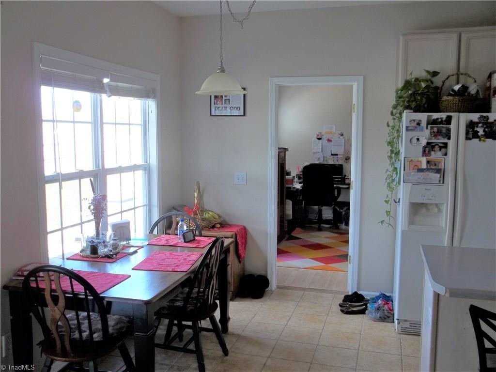 1032 Tesh Court High Point, NC 27265 - Photo 3 of 15 Gallery Image 3