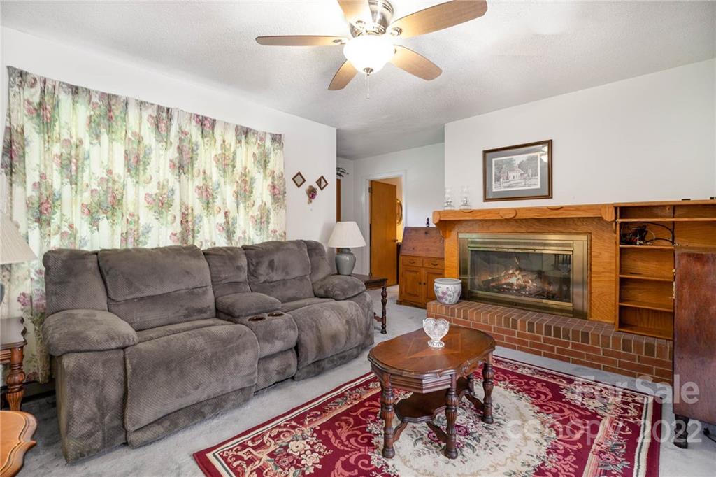 1025 Faith Road Salisbury, NC 28146 - Photo 5 of 17 Gallery Image 5