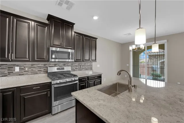 $364,900 | 8520 Insignia Avenue, Unit 104, Las Vegas, NV 89178