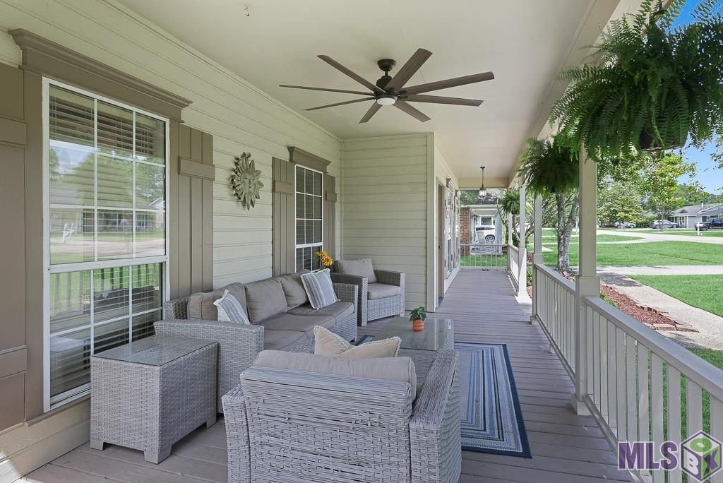 11418 Talton Avenue Baton Rouge, LA 70817 - Photo 3 of 20 Front Porch