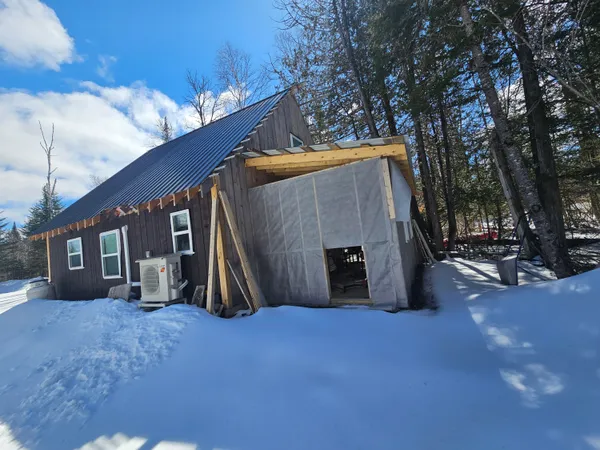 $275,000 | 32 Crystal Lake Road, Island Falls, ME 04747