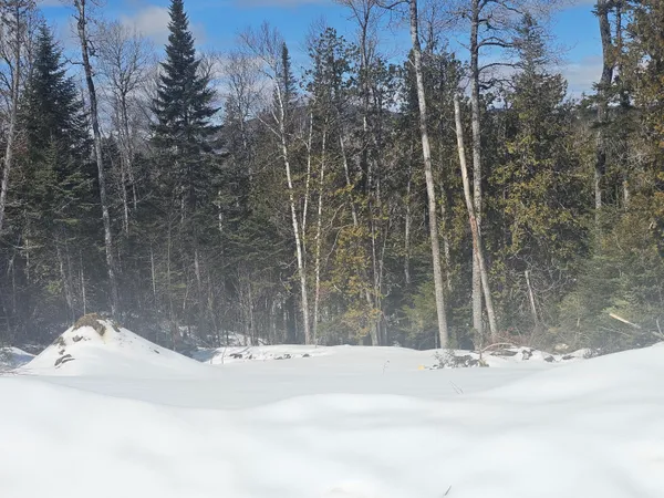 $275,000 | 32 Crystal Lake Road, Island Falls, ME 04747