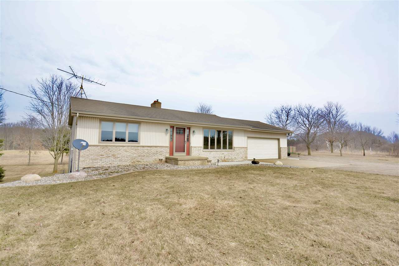 3805 East Hibbard Road Corunna, MI 48817 - Photo 33 of 36 50068536-32.JPG