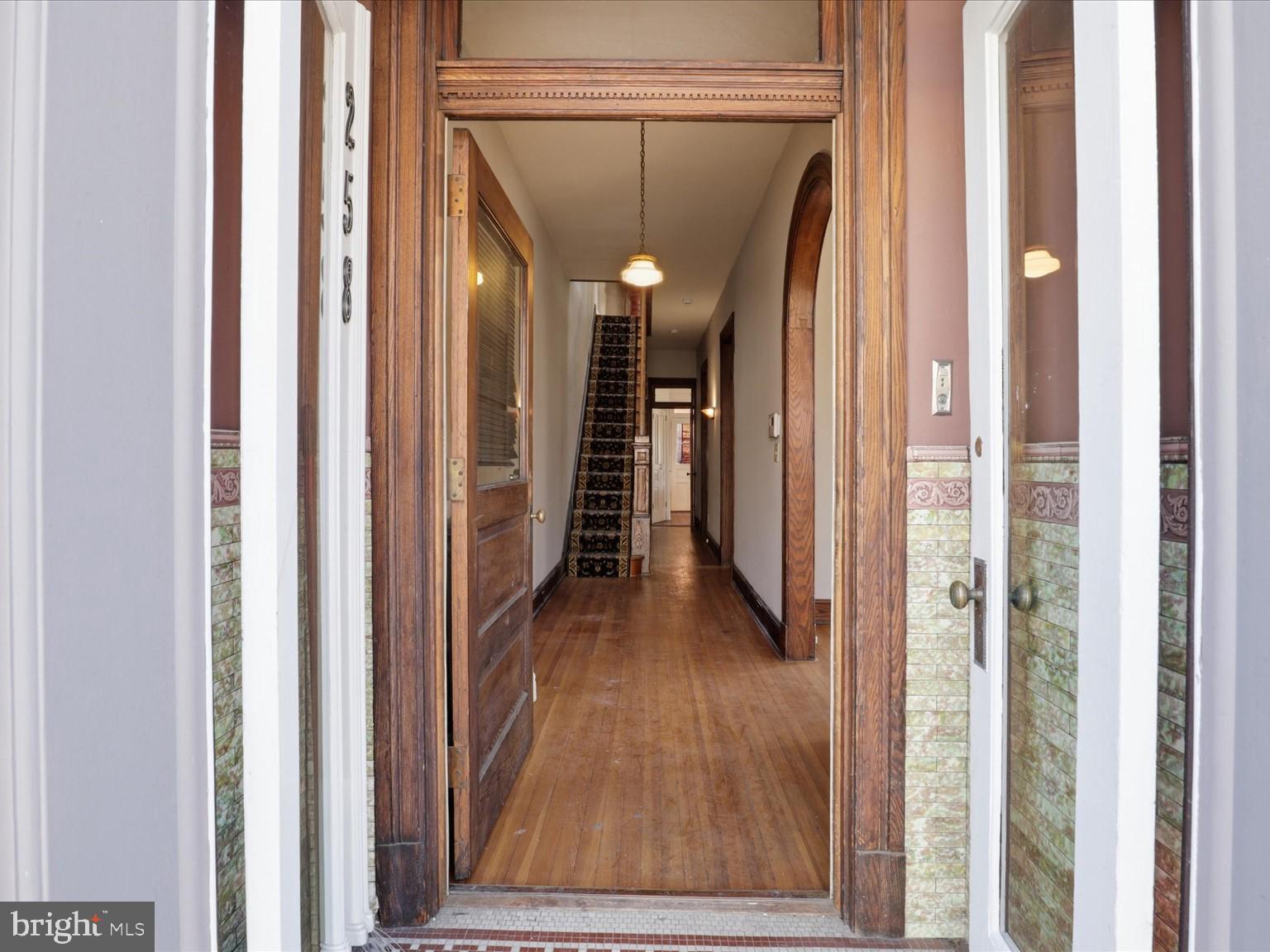 258 8th Street Southeast Washington, DC 20003 - Photo 5 of 24