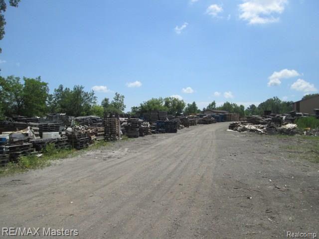 3994 Will Carleton Road Flat Rock, MI 48134 - Photo 24 of 24 IMG_7497.JPG