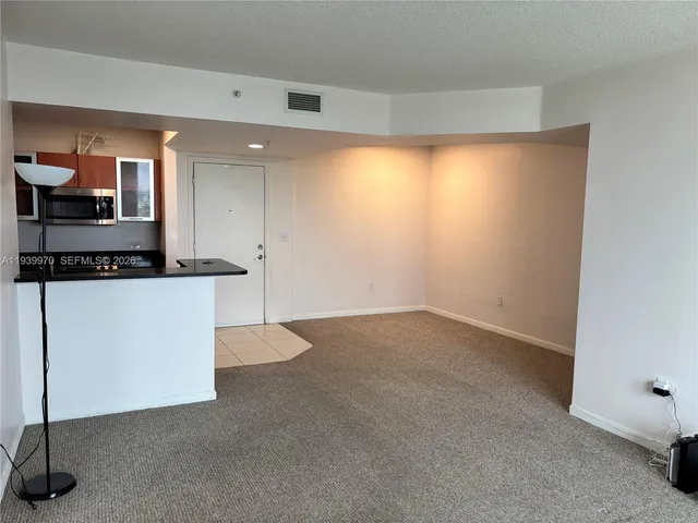 $2,500 | 2775 Northeast 187th Street, Unit 403, Aventura, FL 33180