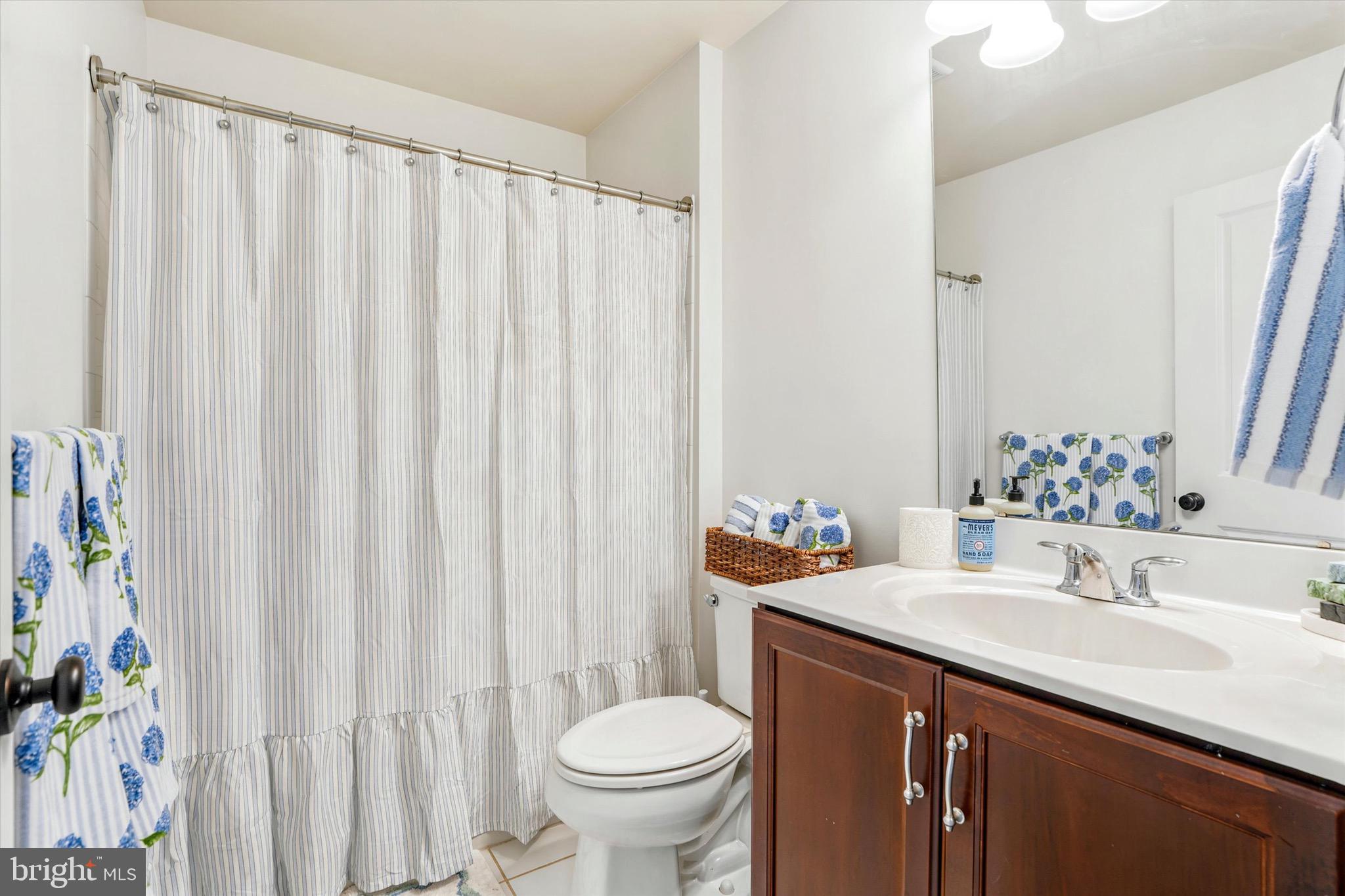203 Corvus Circle Springfield, PA 19064 - Photo 22 of 41 Guest bathroom