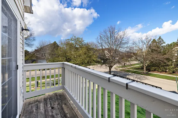 $2,500 | 1100 Ellsworth Drive, Grayslake, IL 60030