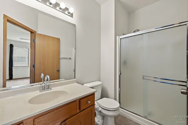 $2,500 | 1100 Ellsworth Drive, Grayslake, IL 60030