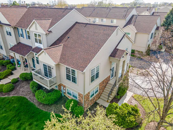 $2,500 | 1100 Ellsworth Drive, Grayslake, IL 60030