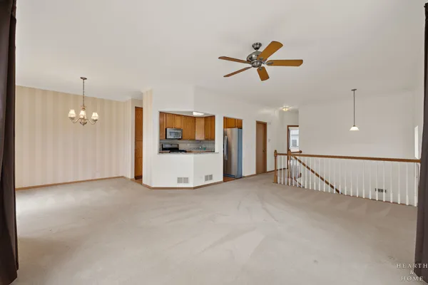 $2,500 | 1100 Ellsworth Drive, Grayslake, IL 60030