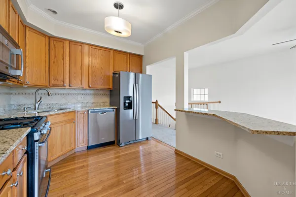 $2,500 | 1100 Ellsworth Drive, Grayslake, IL 60030