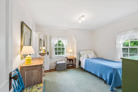 $2,150,000 | 1 Henry Street, Southampton, NY 11968