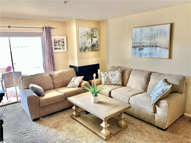 $180,000 | 3550 Bay Sands Drive, Unit 3042, Laughlin, NV 89029