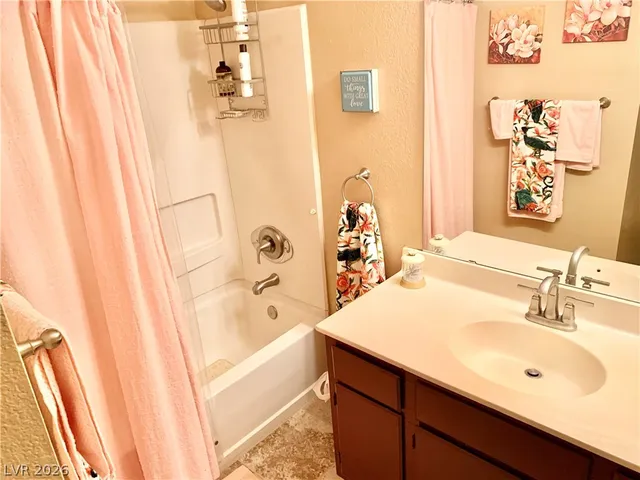 $180,000 | 3550 Bay Sands Drive, Unit 3042, Laughlin, NV 89029