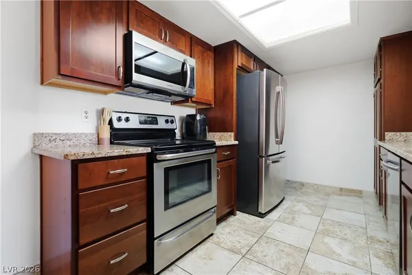 $177,500 | 3550 Bay Sands Drive, Unit 3042, Laughlin, NV 89029