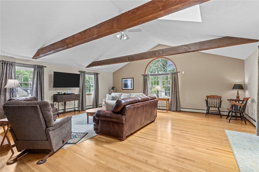 157 Tara Lane Woonsocket, RI 02895 - Photo 7 of 33
