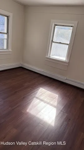 $2,350 | 626 Highway 212, Saugerties, NY 12477