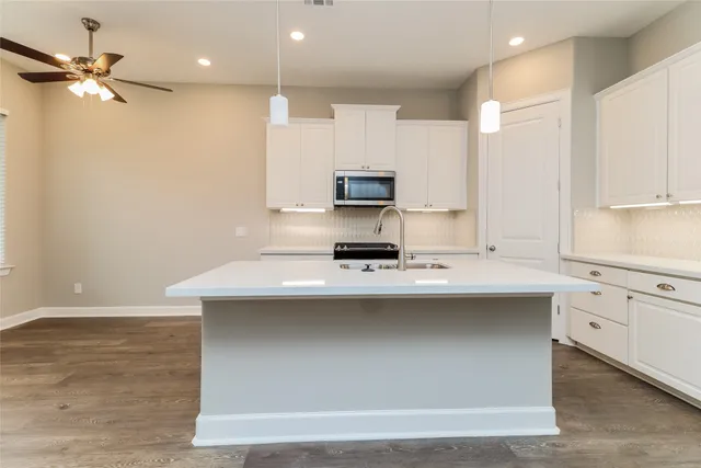 $2,130 | 5107 Royal Heath Drive, Houston, TX 77018