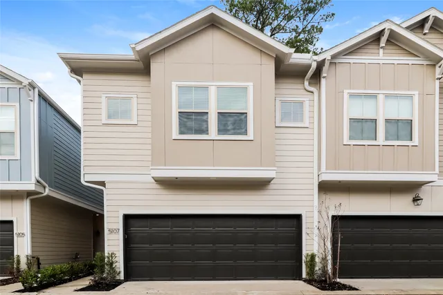 $2,130 | 5107 Royal Heath Drive, Houston, TX 77018
