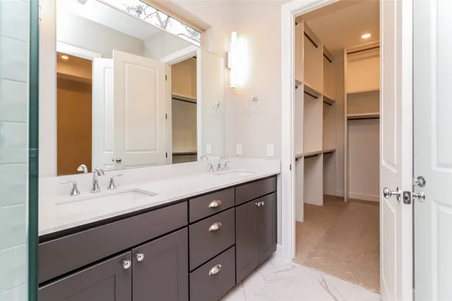 $2,130 | 5107 Royal Heath Drive, Houston, TX 77018