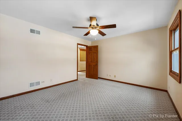 $675,000 | 5-n022 Hunters Lane, St. Charles, IL 60175