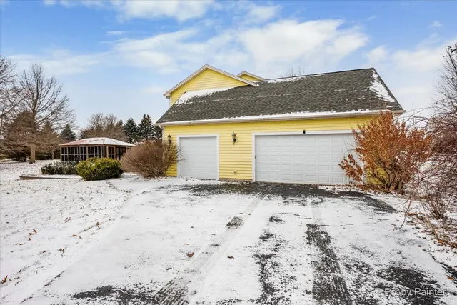 $675,000 | 5-n022 Hunters Lane, St. Charles, IL 60175