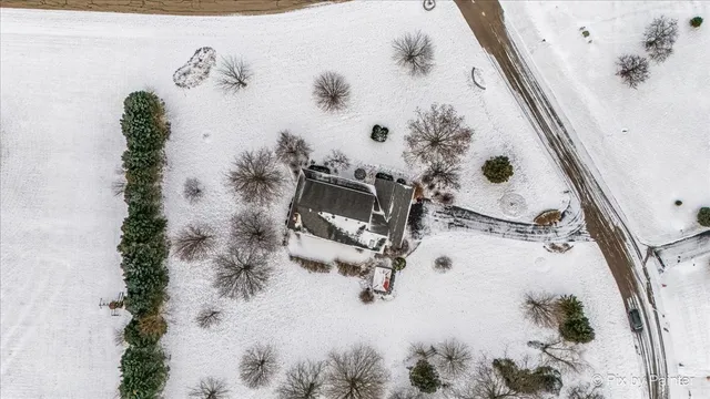 $675,000 | 5-n022 Hunters Lane, St. Charles, IL 60175