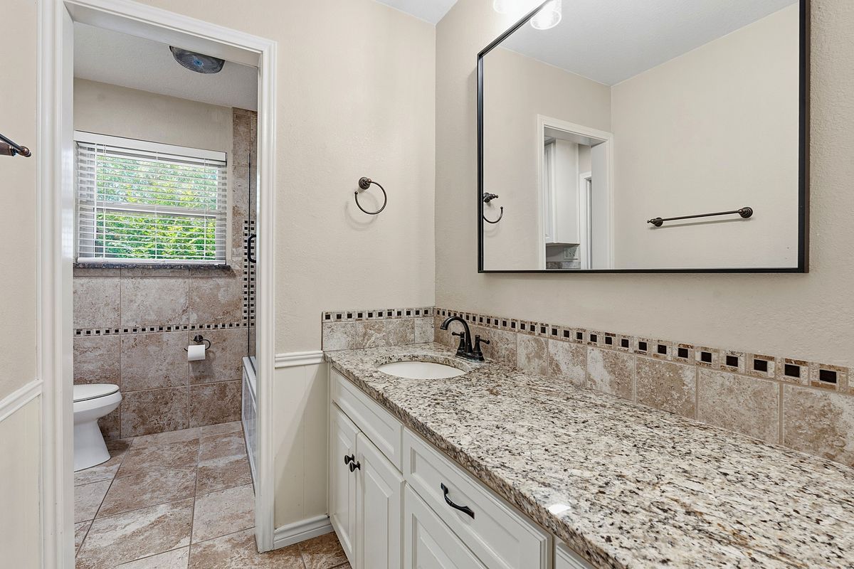 2002 Terry Lane Georgetown, TX 78628 - Photo 21 of 34