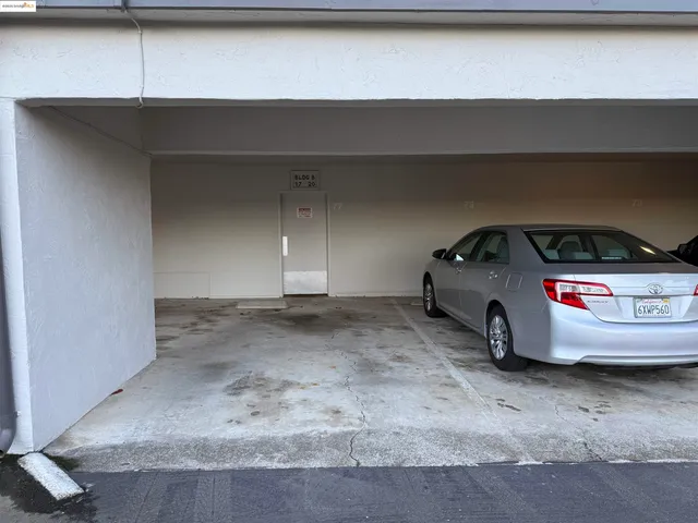 $450,000 | 19100 Crest Castro Valley, Unit 17, Castro Valley, CA 94546