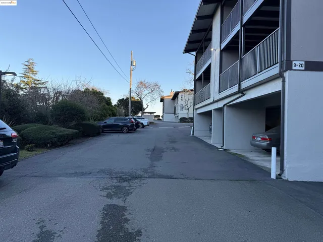 $450,000 | 19100 Crest Castro Valley, Unit 17, Castro Valley, CA 94546