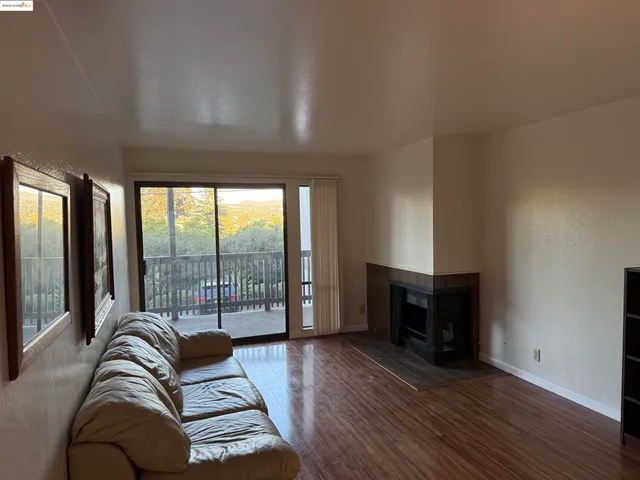 $450,000 | 19100 Crest Castro Valley, Unit 17, Castro Valley, CA 94546