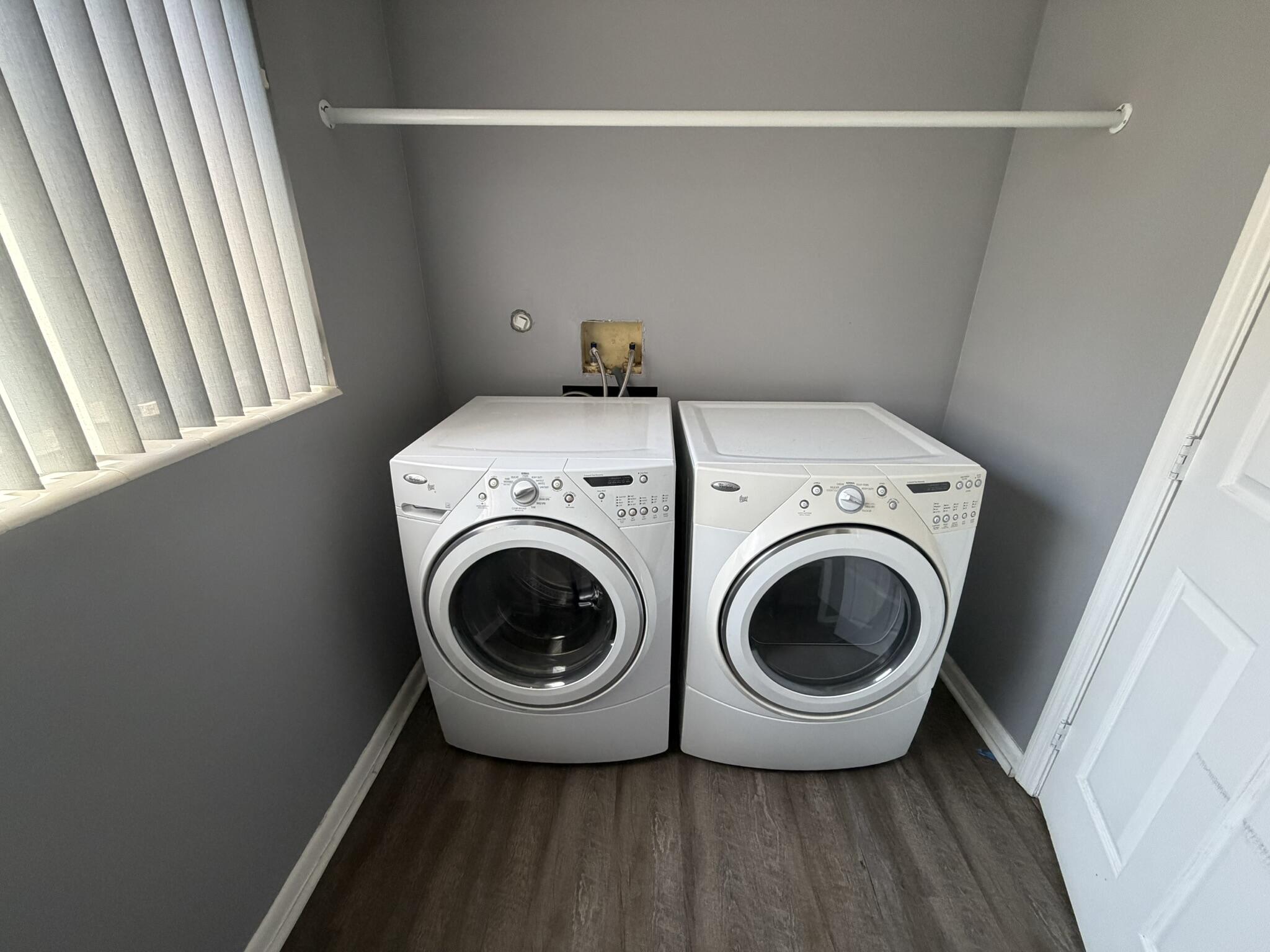 2399 Southeast Madison Street Stuart, FL 34997 - Photo 19 of 30 Laundry