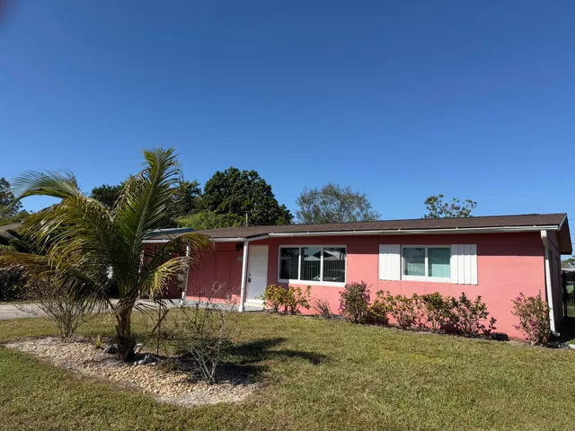 $335,000 | 2399 Southeast Madison Street, Stuart, FL 34997
